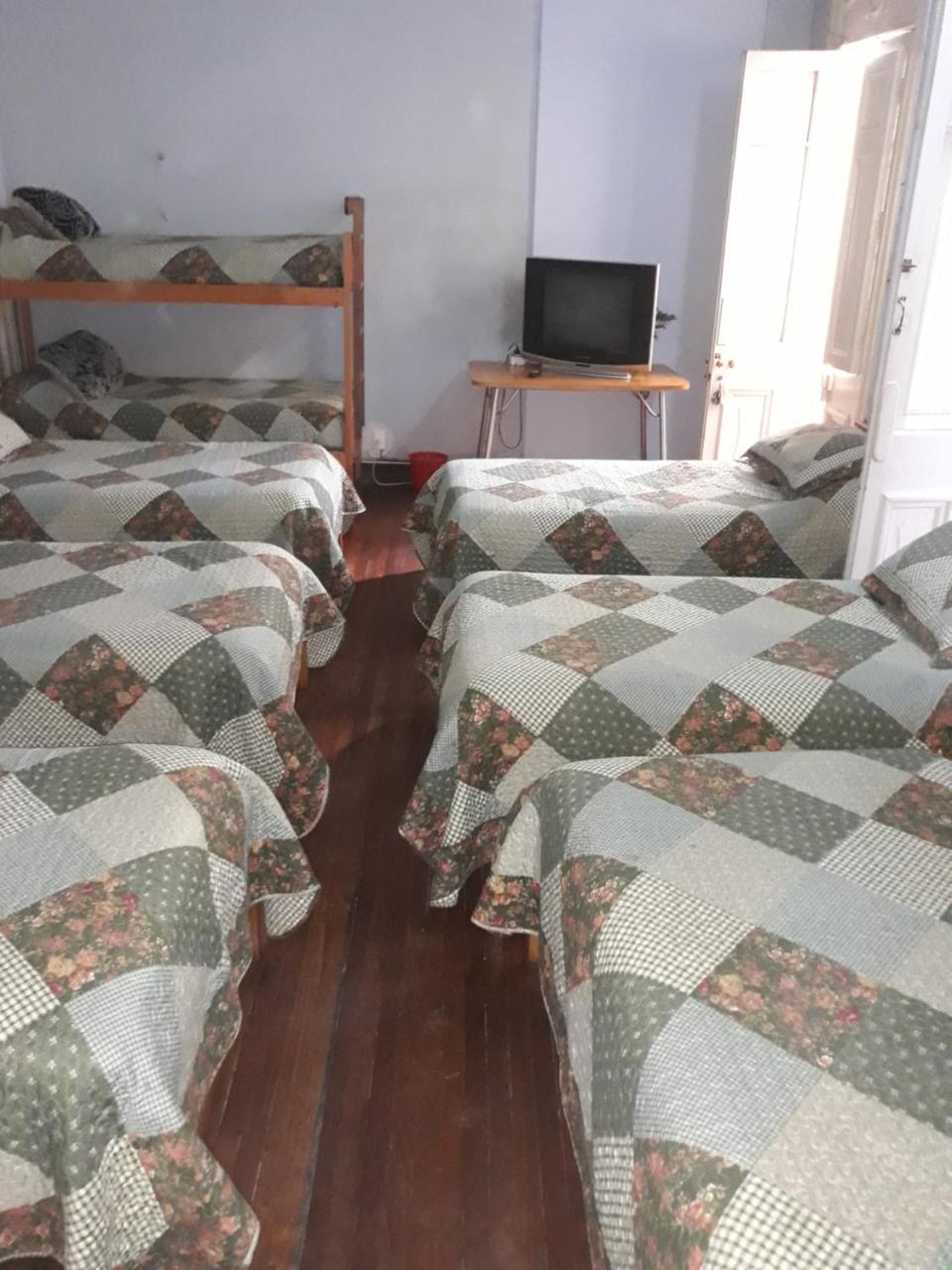 Residencial Praga Hostel Santiago Kültér fotó